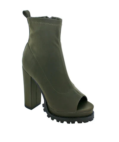 KT Thicker Heeled Boots - Seductive Design