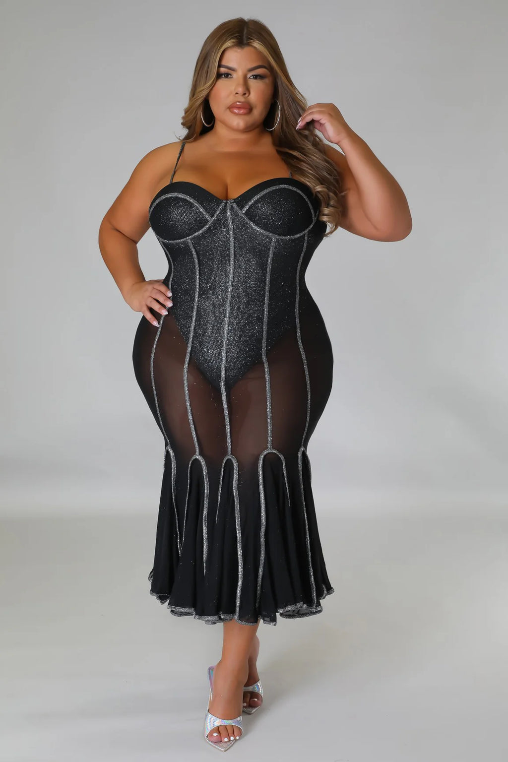 Sshhesh Check Her Out+ - 2 Piece Midi Set