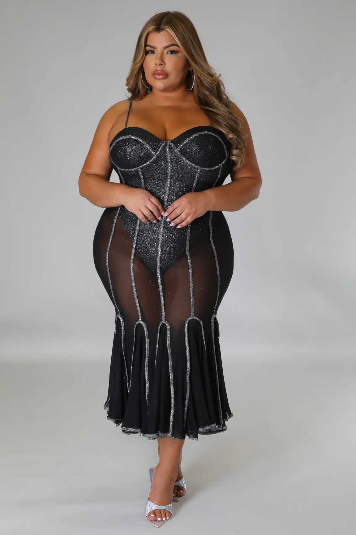 Sshhesh Check Her Out+ - 2 Piece Midi Set