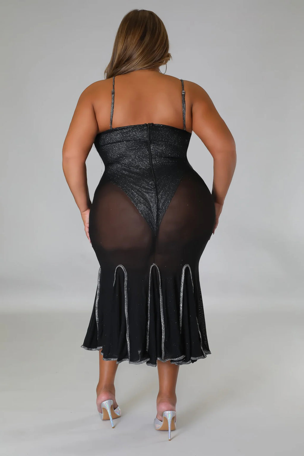 Sshhesh Check Her Out+ - 2 Piece Midi Set