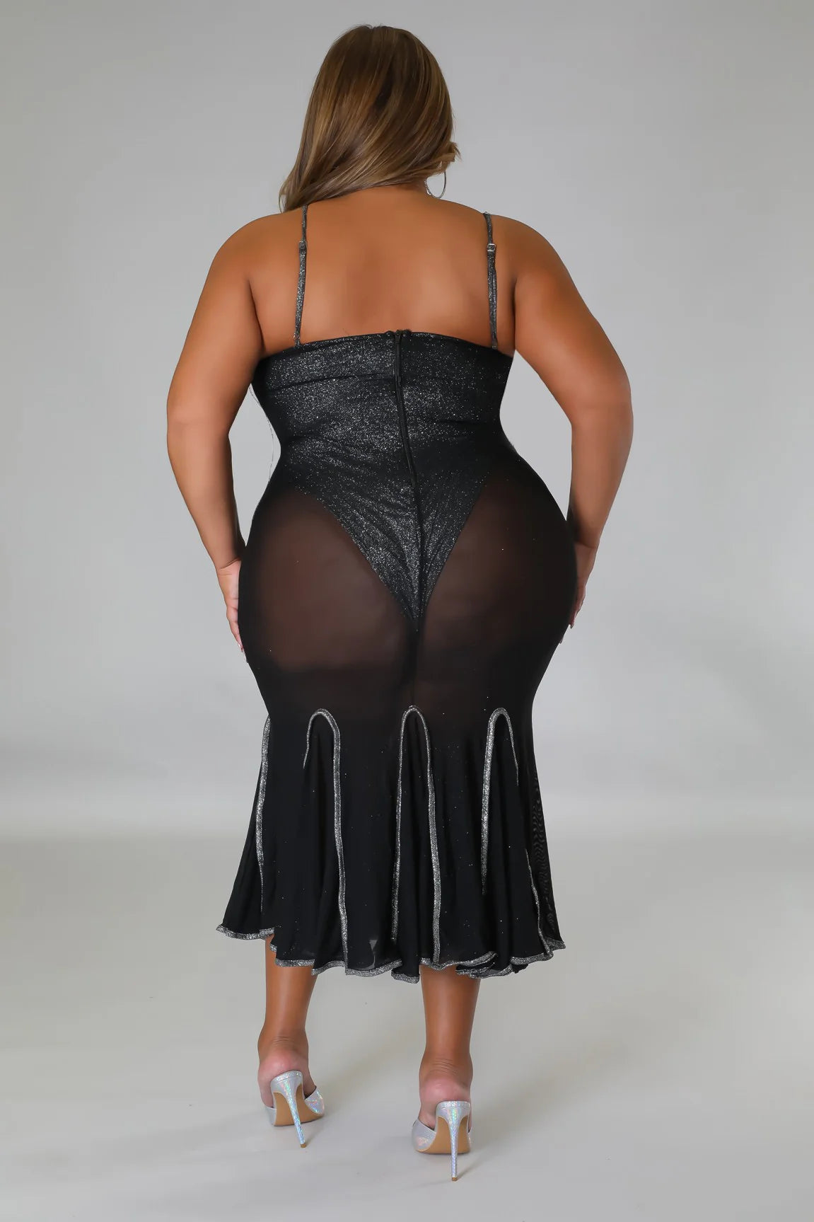 Sshhesh Check Her Out+ - 2 Piece Midi Set