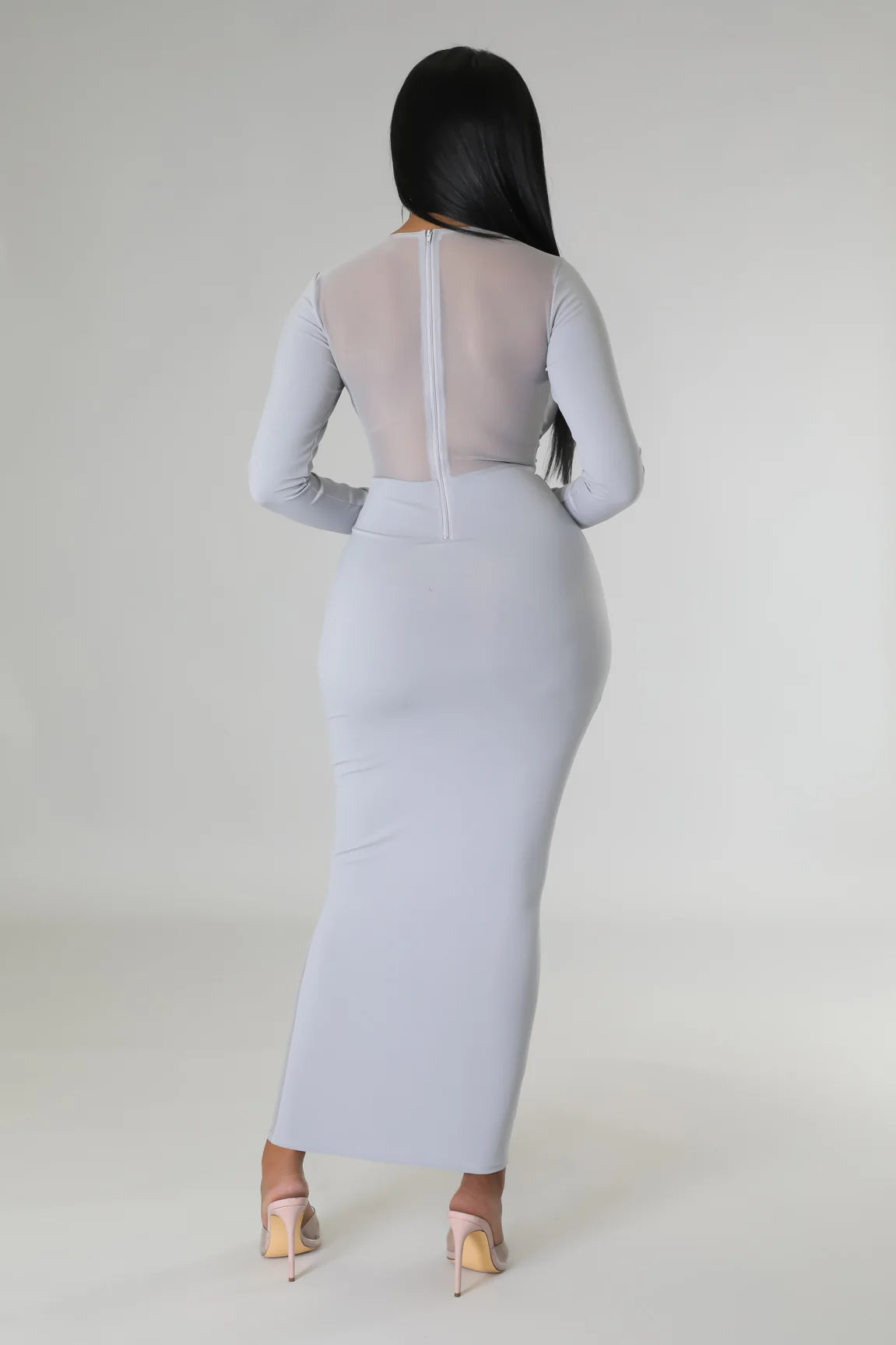 Soo me - Flattering Sheer Midi Dress
