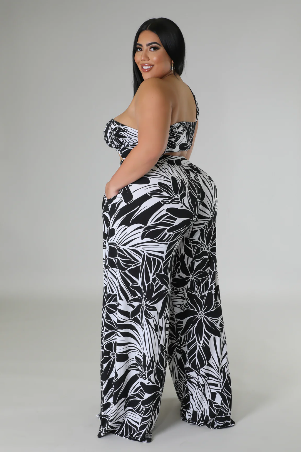 Grown-ish+ - 2 Piece Pants Set