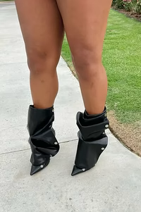 Eva Fold - Short Heeled Boots