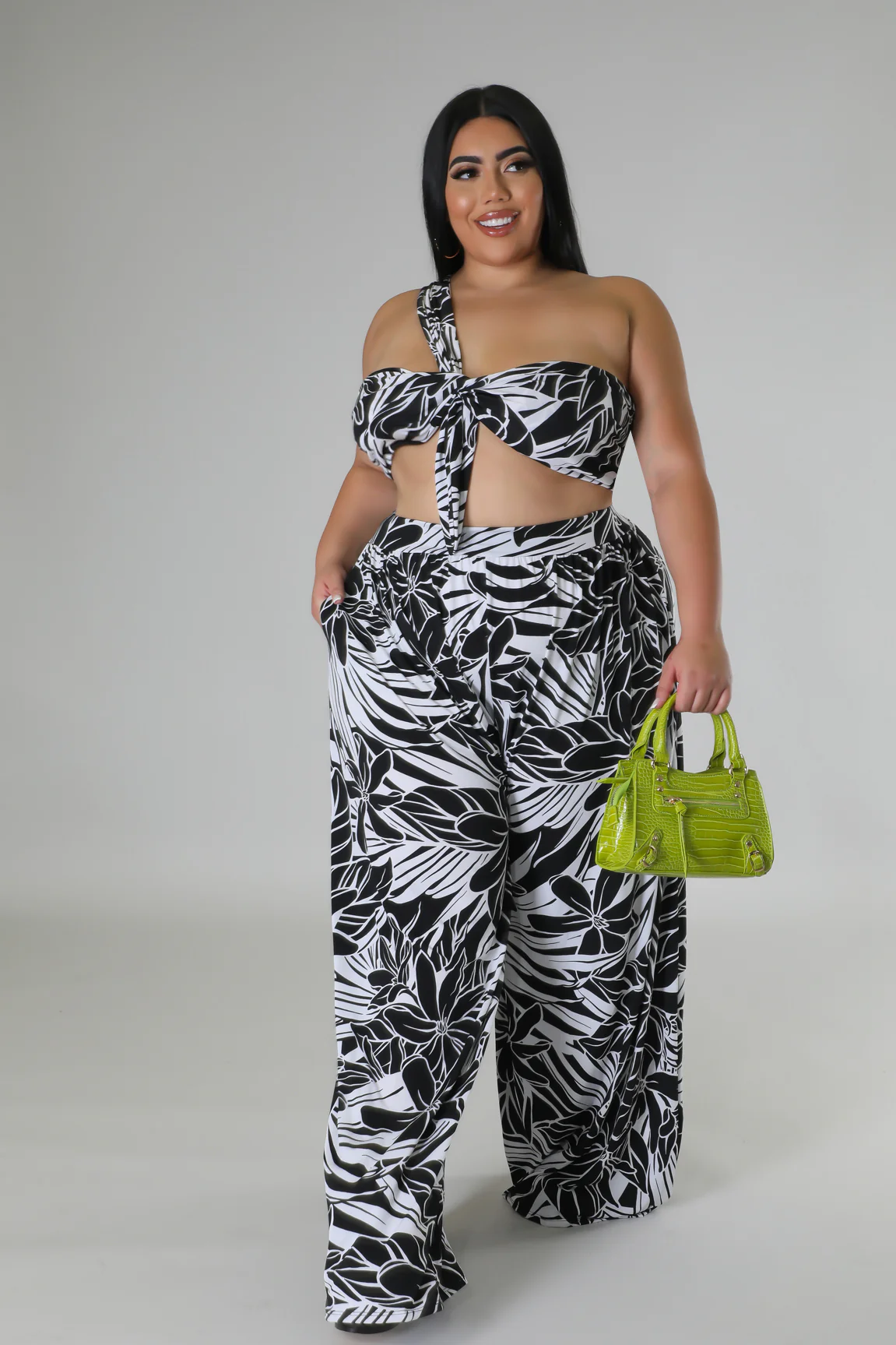 Grown-ish+ - 2 Piece Pants Set